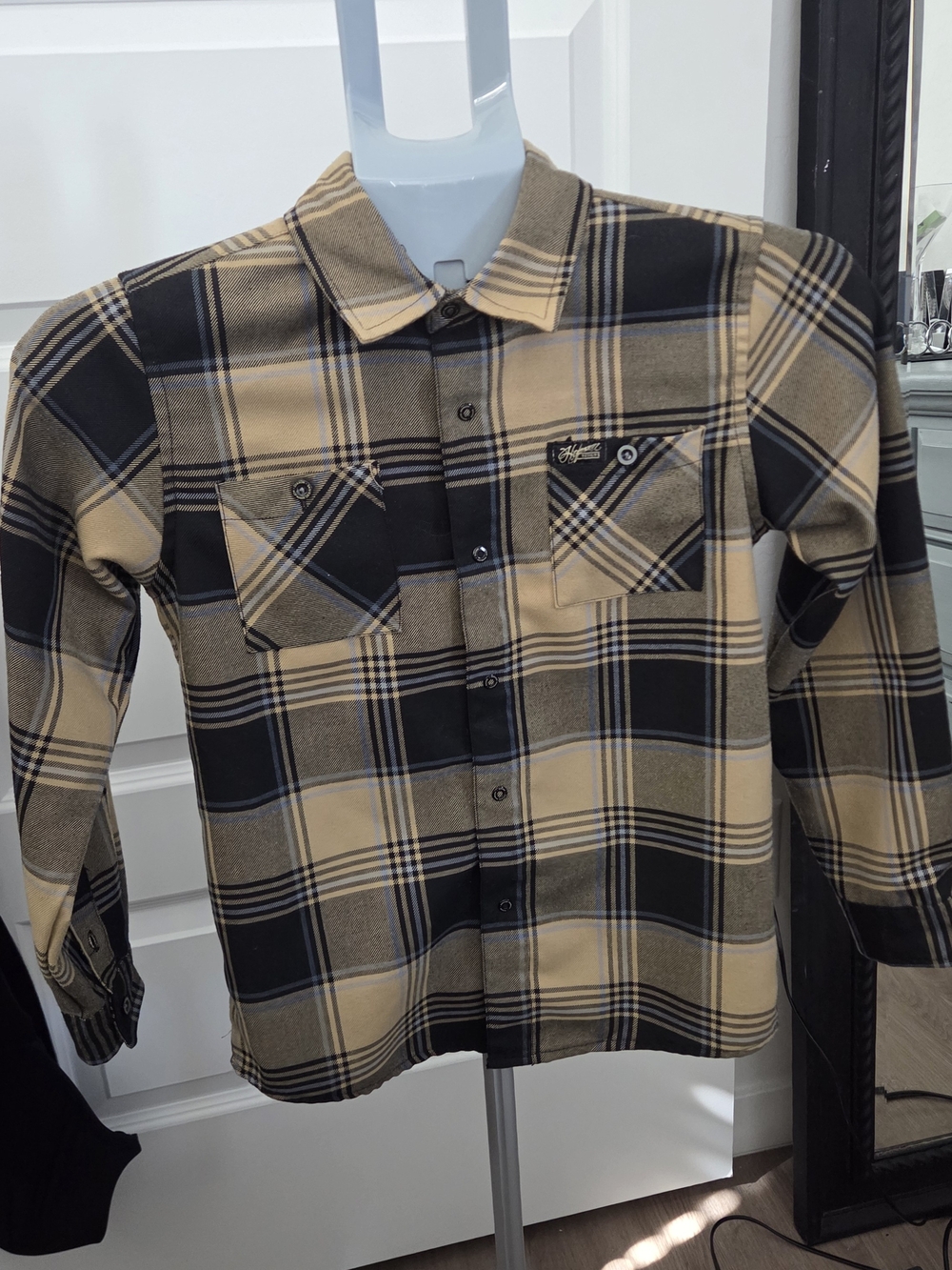 DIXXON Boys Plaid Button-Down Shirt - Beige & Black